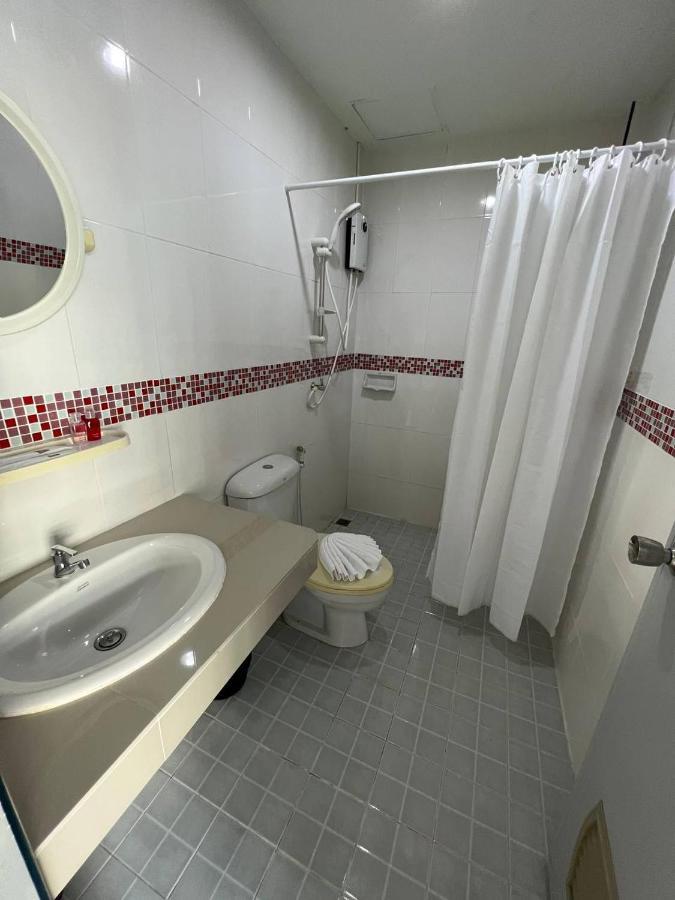 Miami Apartments Patong Bagian luar foto